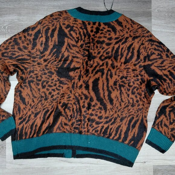 Jessica Simpson Adult 1X Cardigan - Picture 2 of 5